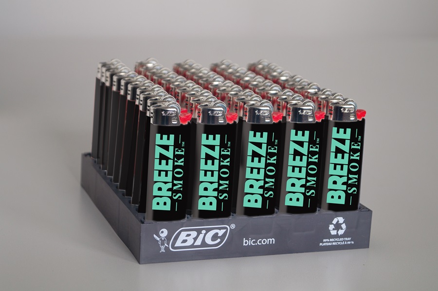 BREEZE SMOKE BIC LIGHTERS 50CT